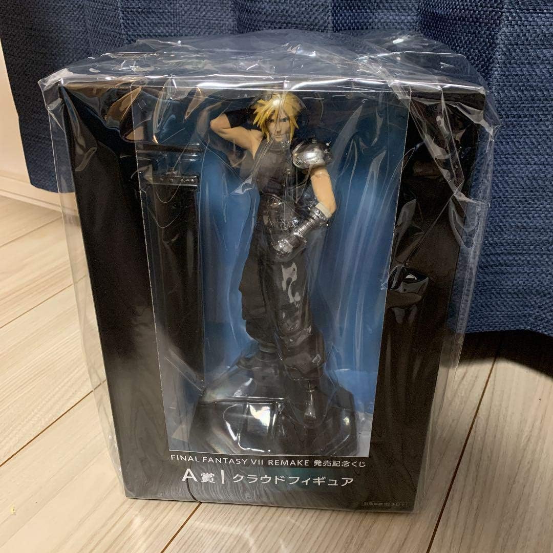 Figura de Cloud Strife de Final Fantasy VII